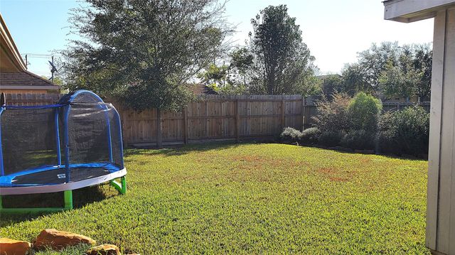 5106 Misty Lane, Pasadena, TX 77505