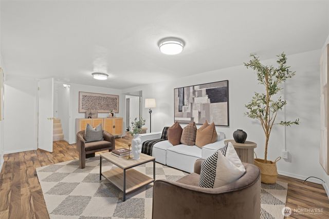 368 NW 48th Street, Seattle, WA 98107