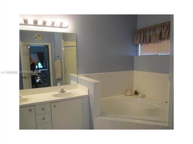 9468 SW 221st Ln, Cutler Bay, FL 33190