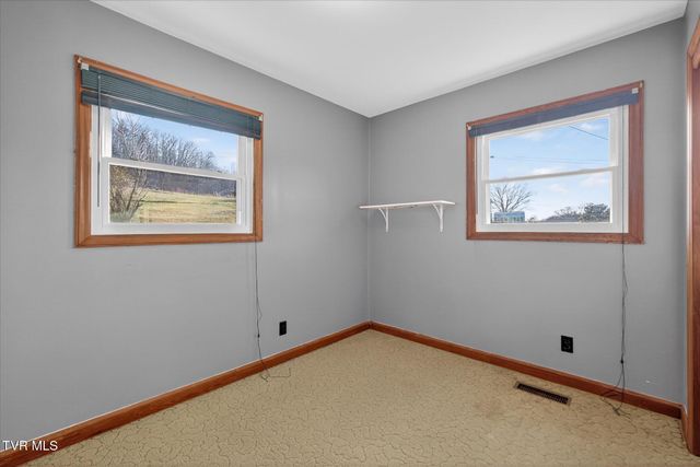 4488 Dishner Valley Road, Bristol, VA 24202