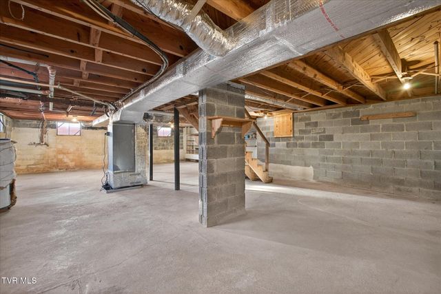 4488 Dishner Valley Road, Bristol, VA 24202