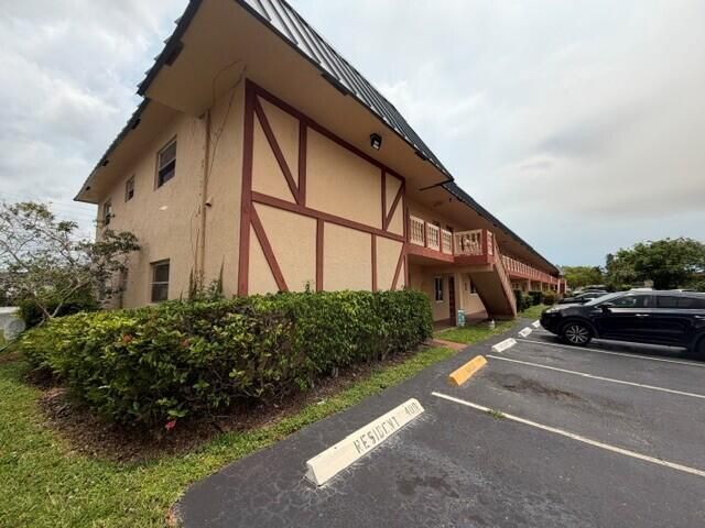 9272 SW 3rd Street 409, Boca Raton, FL 33428