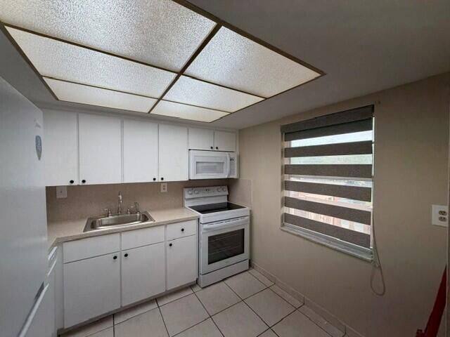 9272 SW 3rd Street 409, Boca Raton, FL 33428