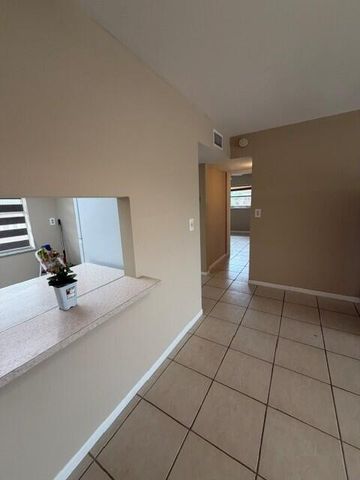 9272 SW 3rd Street 409, Boca Raton, FL 33428
