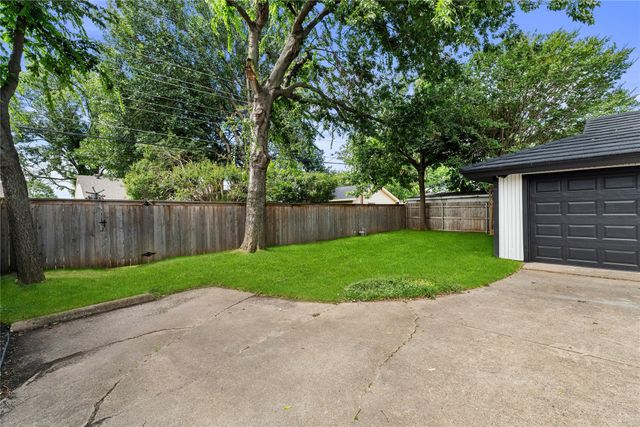 10236 Mapleridge Drive, Dallas, TX 75238
