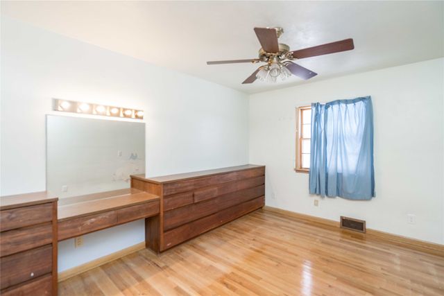 4009 Columbia Street, Des Moines, IA 50313