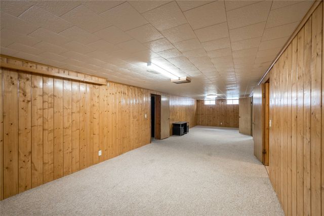 4009 Columbia Street, Des Moines, IA 50313