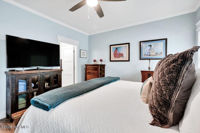 458 Raven Glen Drive, Southport, NC 28461