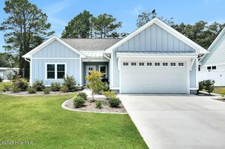 458 Raven Glen Drive, Southport, NC 28461