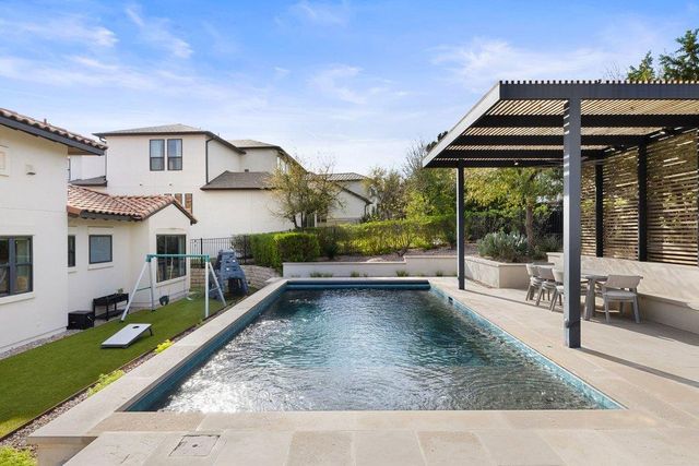 305 Ringtail Stream DR, Lakeway, TX 78738