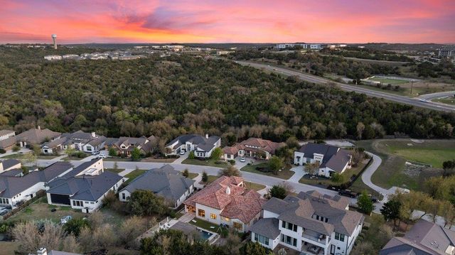 305 Ringtail Stream DR, Lakeway, TX 78738