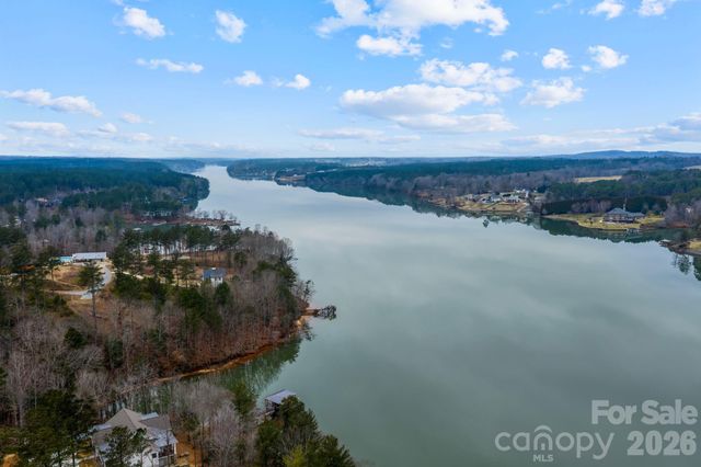 2238 Pikes Peak Ridge, Connelly Springs, NC 28612