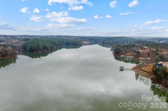 2238 Pikes Peak Ridge, Connelly Springs, NC 28612