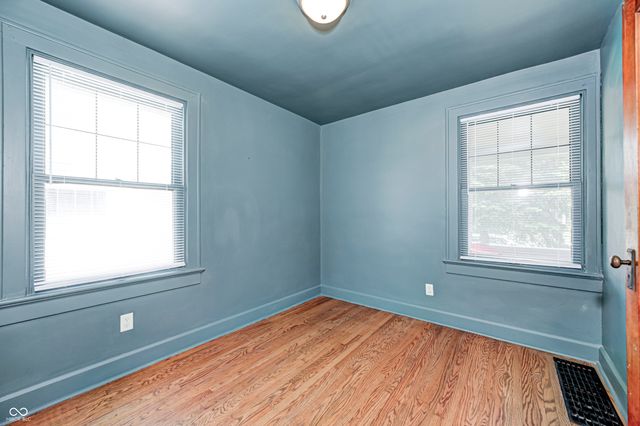 5144 N College Avenue, Indianapolis, IN 46205