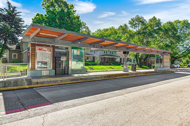 5144 N College Avenue, Indianapolis, IN 46205