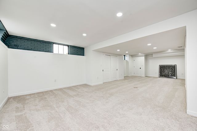 5144 N College Avenue, Indianapolis, IN 46205