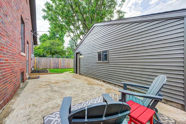 5144 N College Avenue, Indianapolis, IN 46205