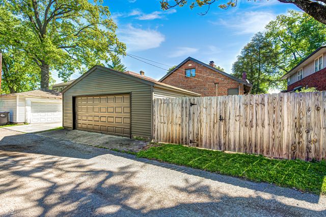 5144 N College Avenue, Indianapolis, IN 46205