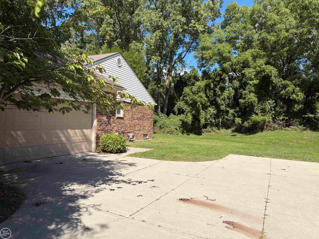 1728 Hiview Court, Bloomfield Twp, MI 48302