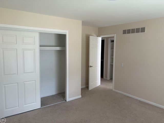 1728 Hiview Court, Bloomfield Twp, MI 48302