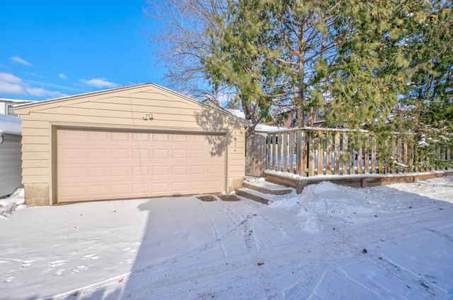 1626 Bohland Avenue, Saint Paul, MN 55116