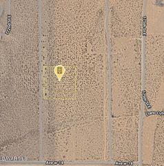 173rd East W12, Llano, CA 93544