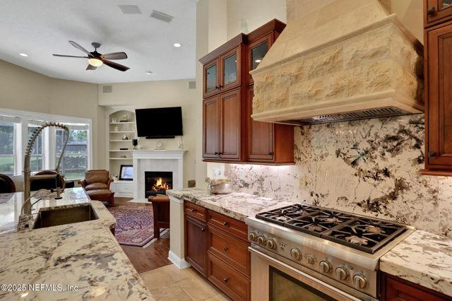 1521 NOTTINGHAM KNOLL Drive, Jacksonville, FL 32225