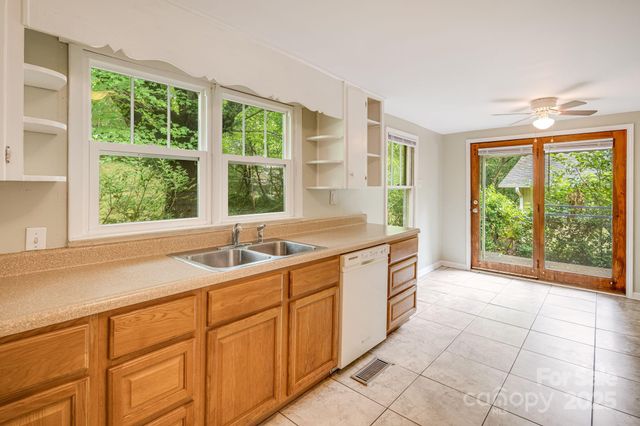 32 Rhudy Road, Asheville, NC 28806