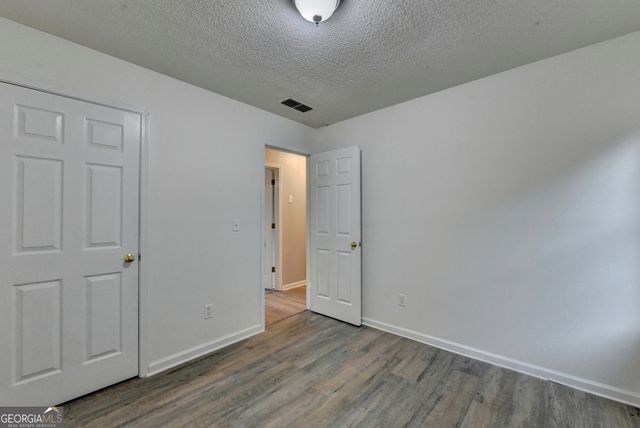 525 Barsham Way, Johns Creek, GA 30097
