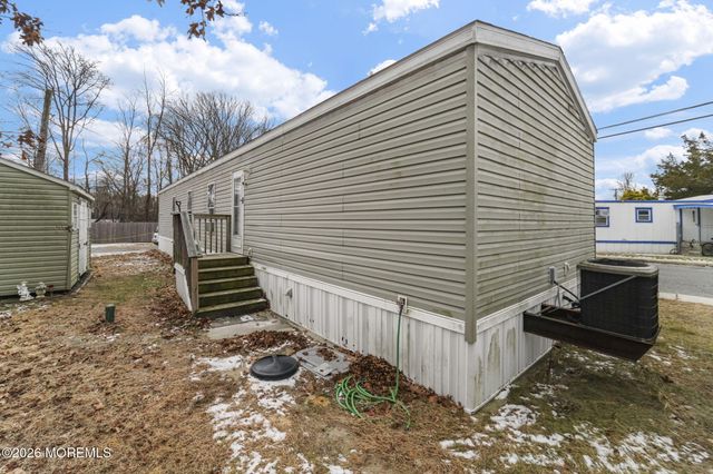 10 Citrus Lane, Howell, NJ 07731