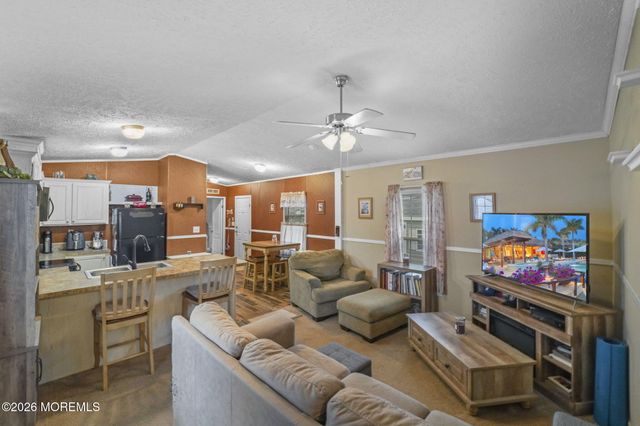 10 Citrus Lane, Howell, NJ 07731