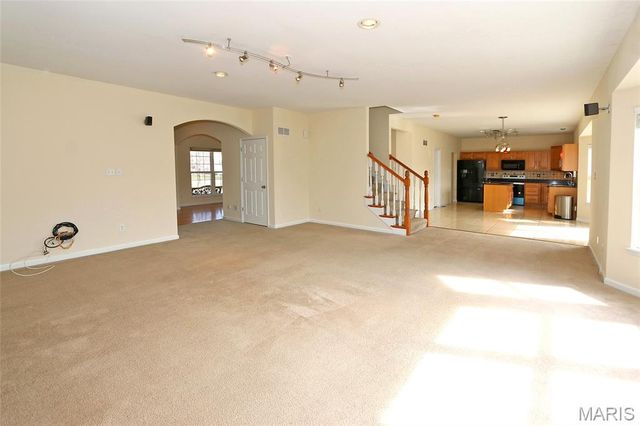 2352 The Courts Drive, Chesterfield, MO 63017