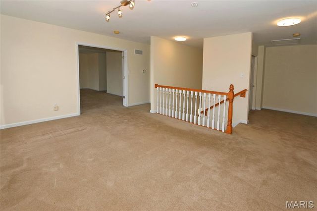 2352 The Courts Drive, Chesterfield, MO 63017