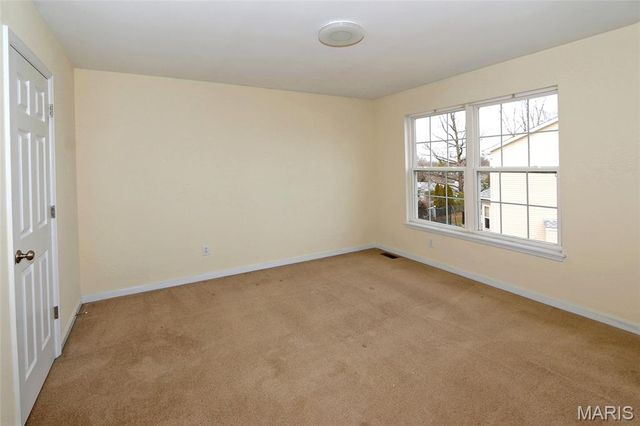 2352 The Courts Drive, Chesterfield, MO 63017