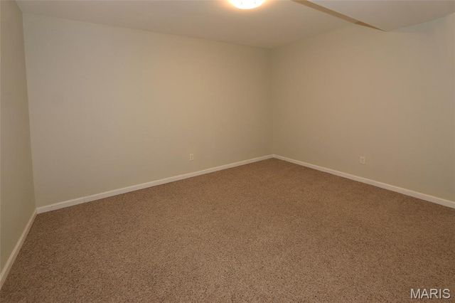 2352 The Courts Drive, Chesterfield, MO 63017