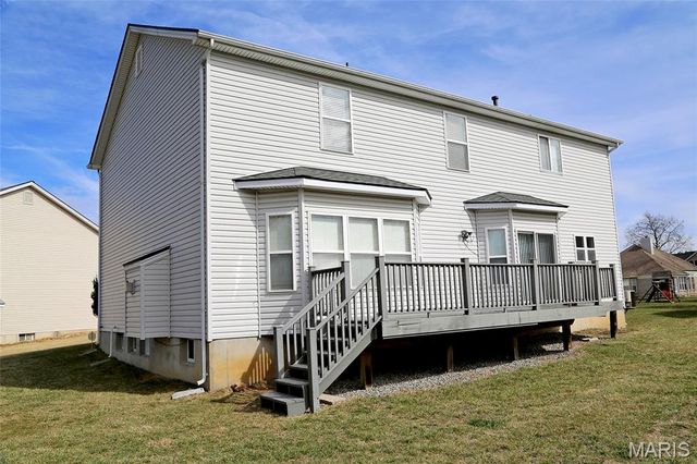 2352 The Courts Drive, Chesterfield, MO 63017