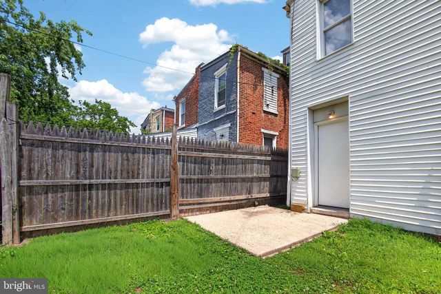 109 N WARREN ST, Pottstown, PA 19464
