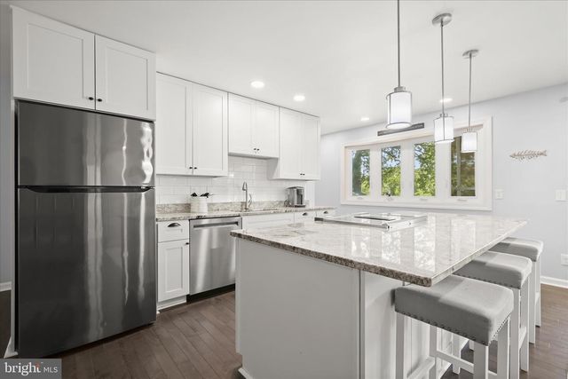 1602 WALL DR, Pasadena, MD 21122