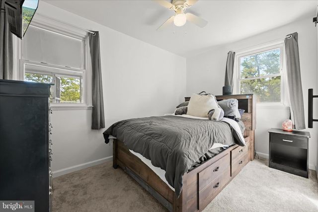 1602 WALL DR, Pasadena, MD 21122