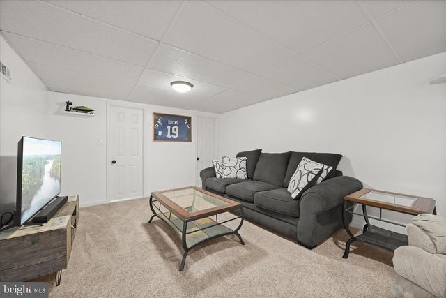 1602 WALL DR, Pasadena, MD 21122