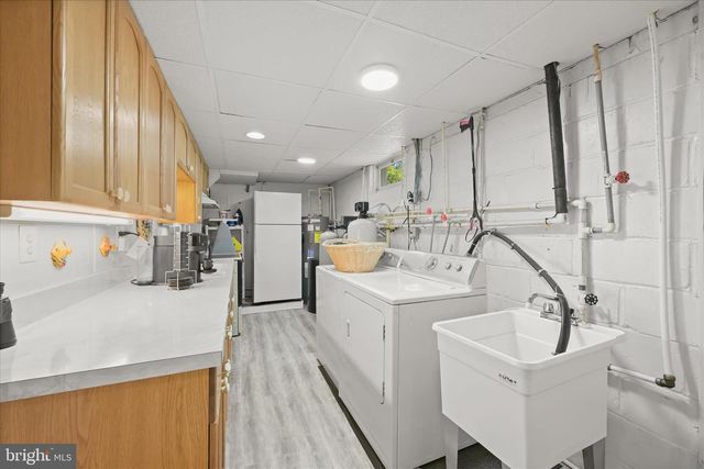 1602 WALL DR, Pasadena, MD 21122