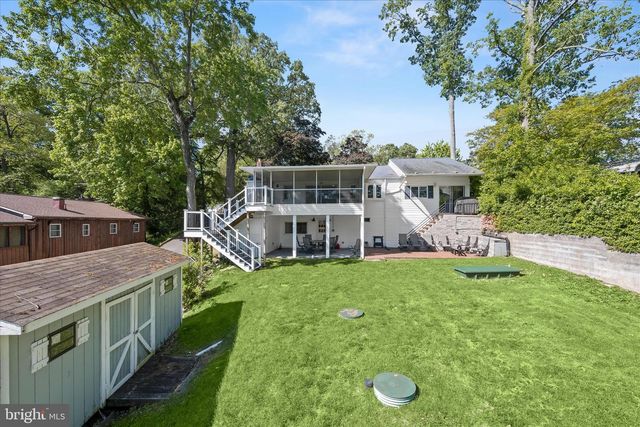 1602 WALL DR, Pasadena, MD 21122