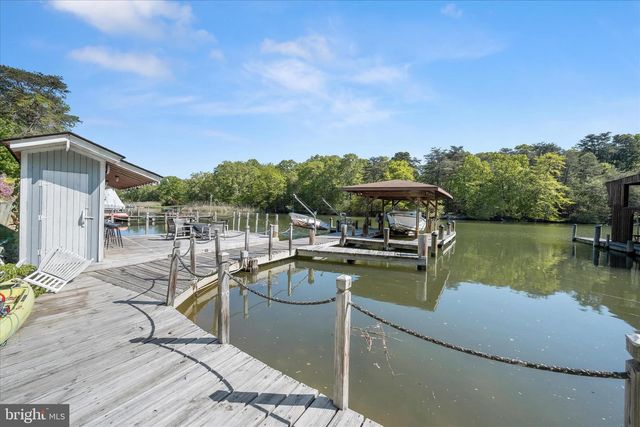 1602 WALL DR, Pasadena, MD 21122