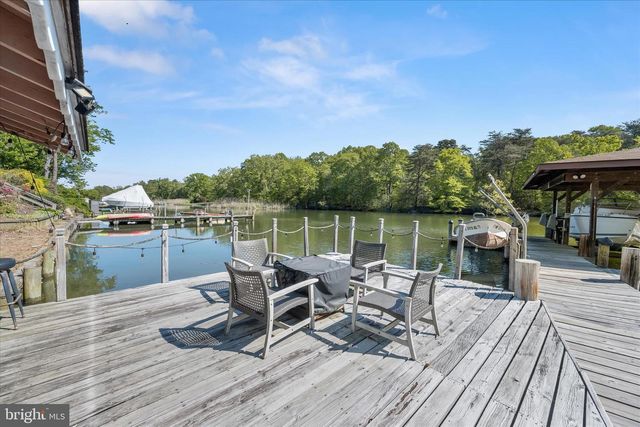 1602 WALL DR, Pasadena, MD 21122