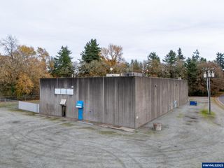 1555 SE Crystal Lake Dr, Corvallis, OR 97333