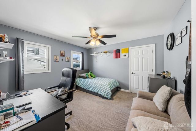 162 rutherford Avenue, Woodbridge Proper, NJ 07095