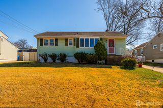 162 rutherford Avenue, Woodbridge Proper, NJ 07095