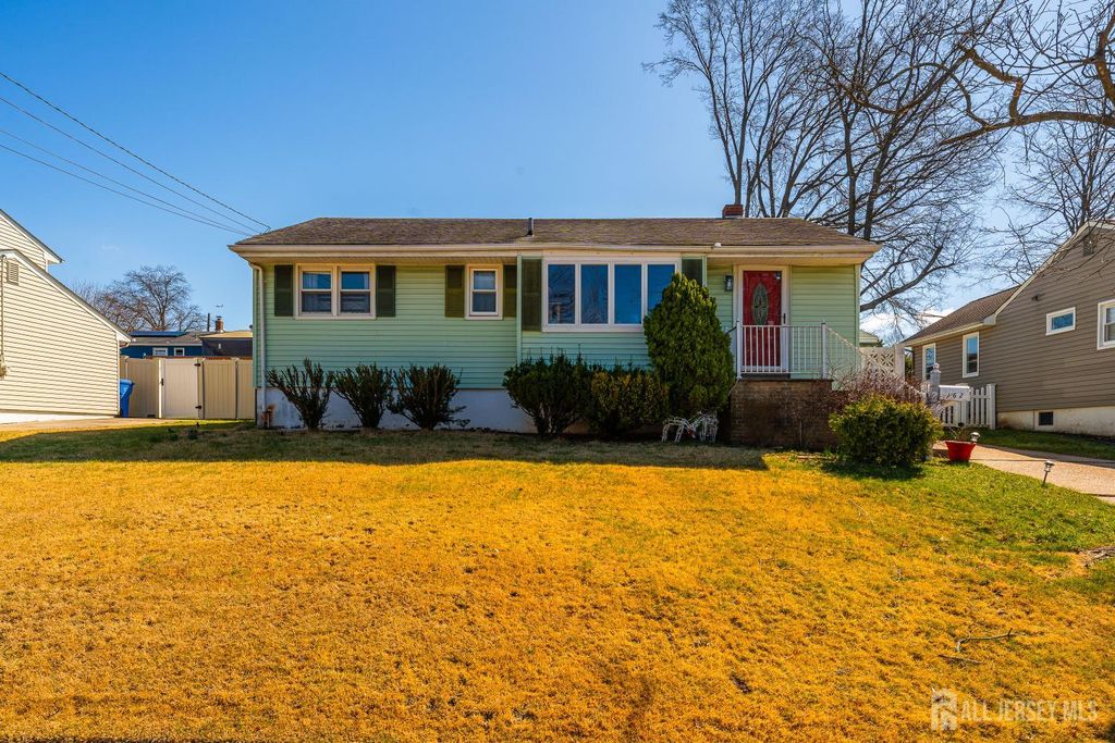 162 rutherford Avenue, Woodbridge Proper, NJ 07095