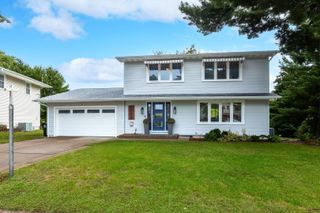 2853 FAIRHAVEN Road, Davenport, IA 50803