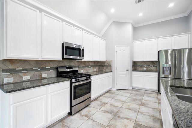 22727 Whispering Timbers Way, Porter, TX 77365
